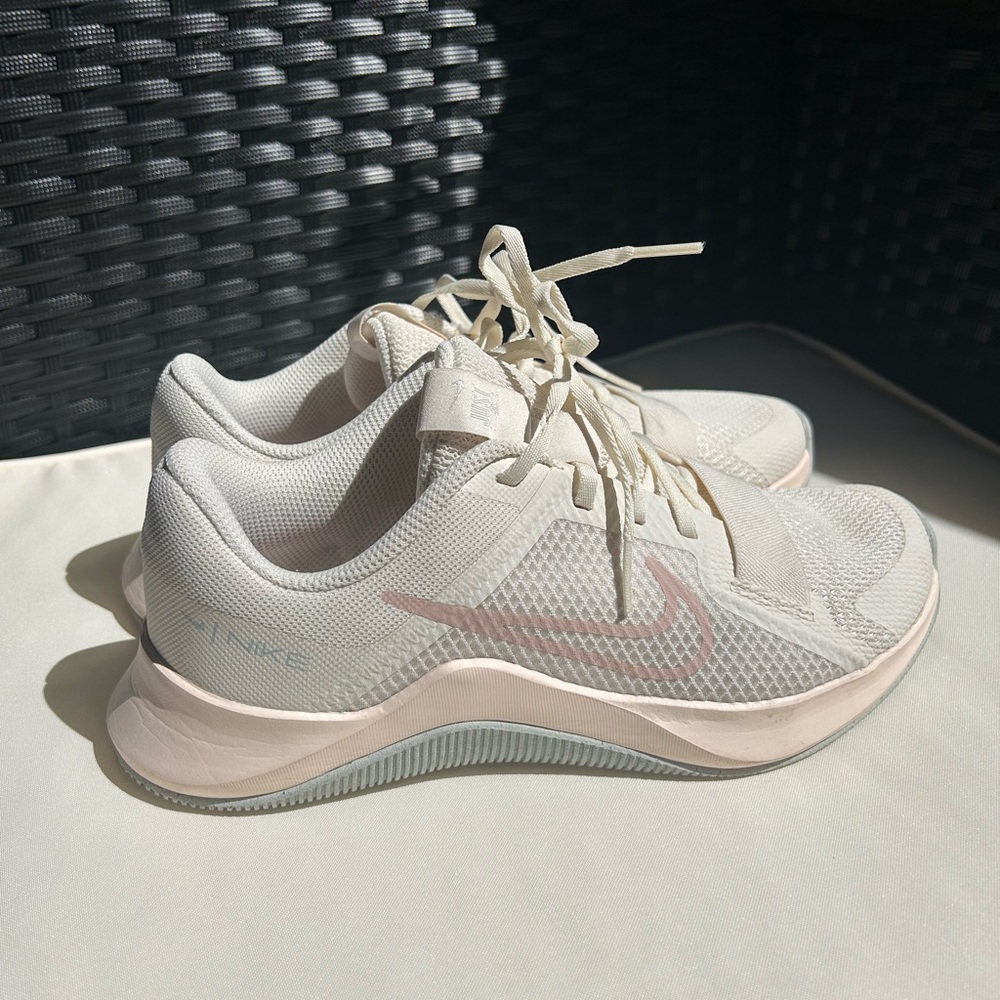 Nike MC Trainer Women’s Lifting Shoes